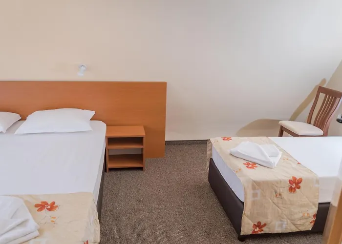 Hotel Hotel Eva Ravda